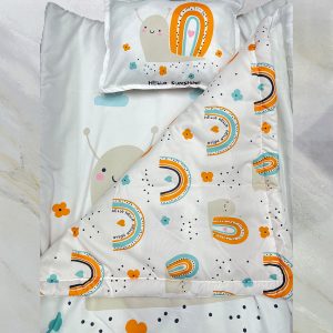 تصویر سرویس خواب کودک و نوزاد سه تکه مسافرتی طرح حلزون در وب سایت فروشگاه آنلاین سیسمونی تویکت
